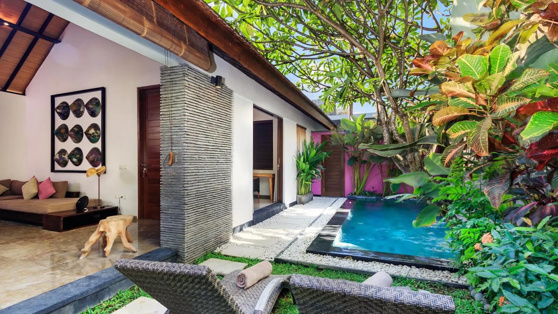 Villa Anjali Purple By Villa Finder Seminyak 0*,  Indonésie